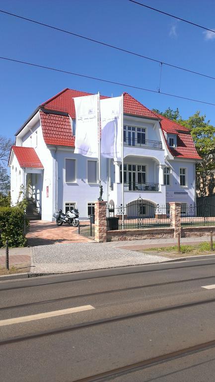 Haus Am See Берлин Екстериор снимка